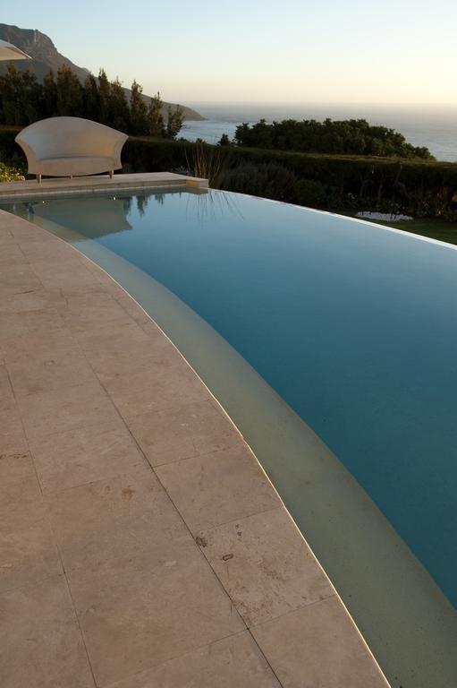 Atlantique Villa Camps Bay Cape Town Bagian luar foto